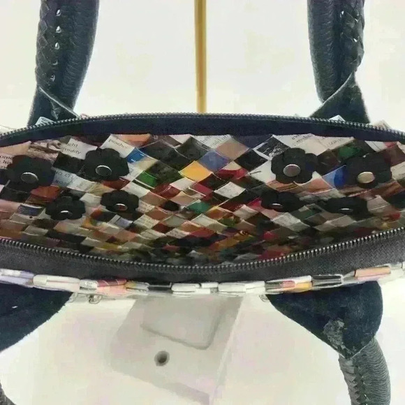 Cosmic Bobbins Vintage Y2K Upcycled "Wrapper" Large Hand Bag with Leather Straps - Picture 10 of 11